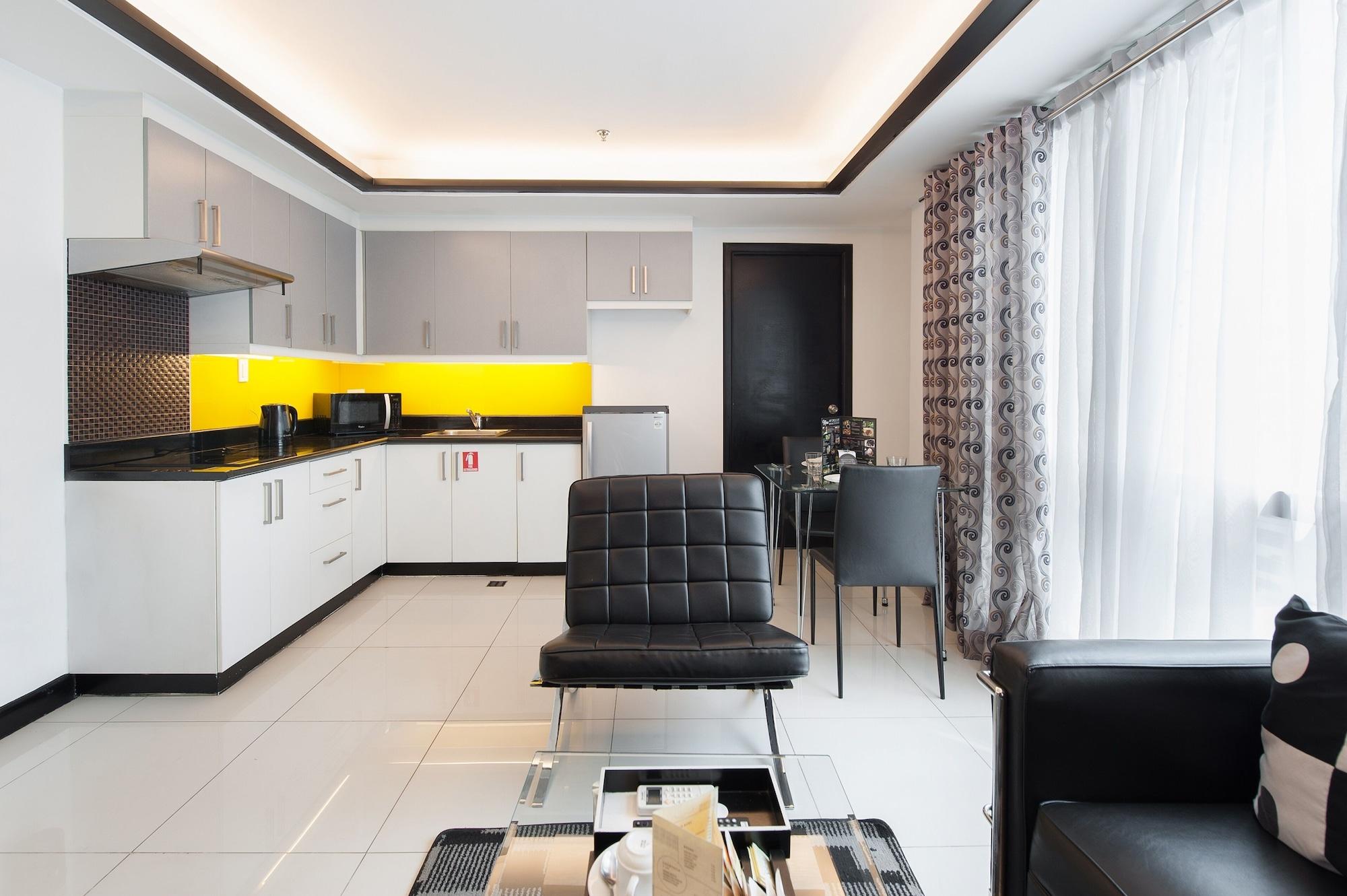 Y2 Residence Hotel Managed By Hii Makati City Exterior photo