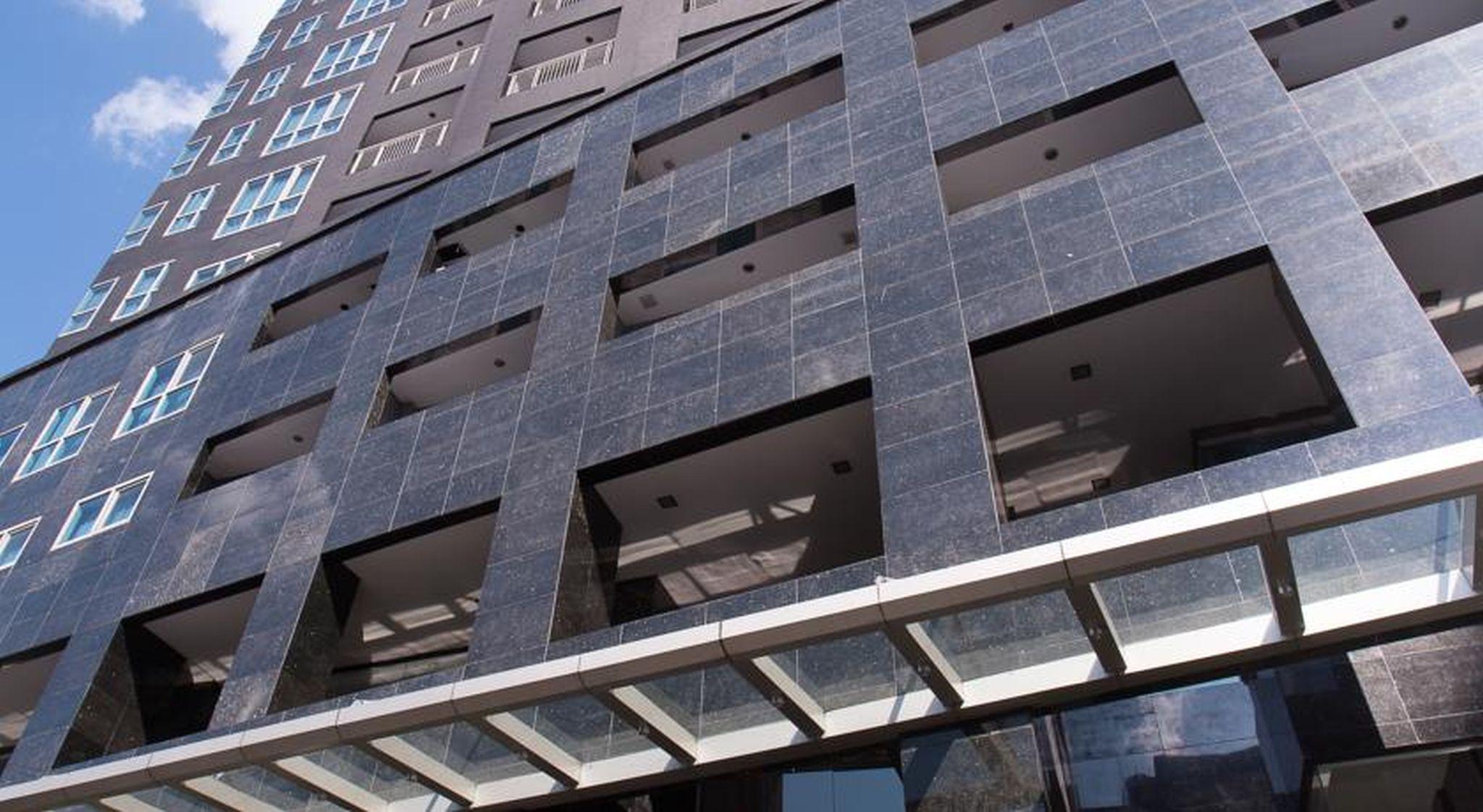 Y2 Residence Hotel Managed By Hii Makati City Exterior photo